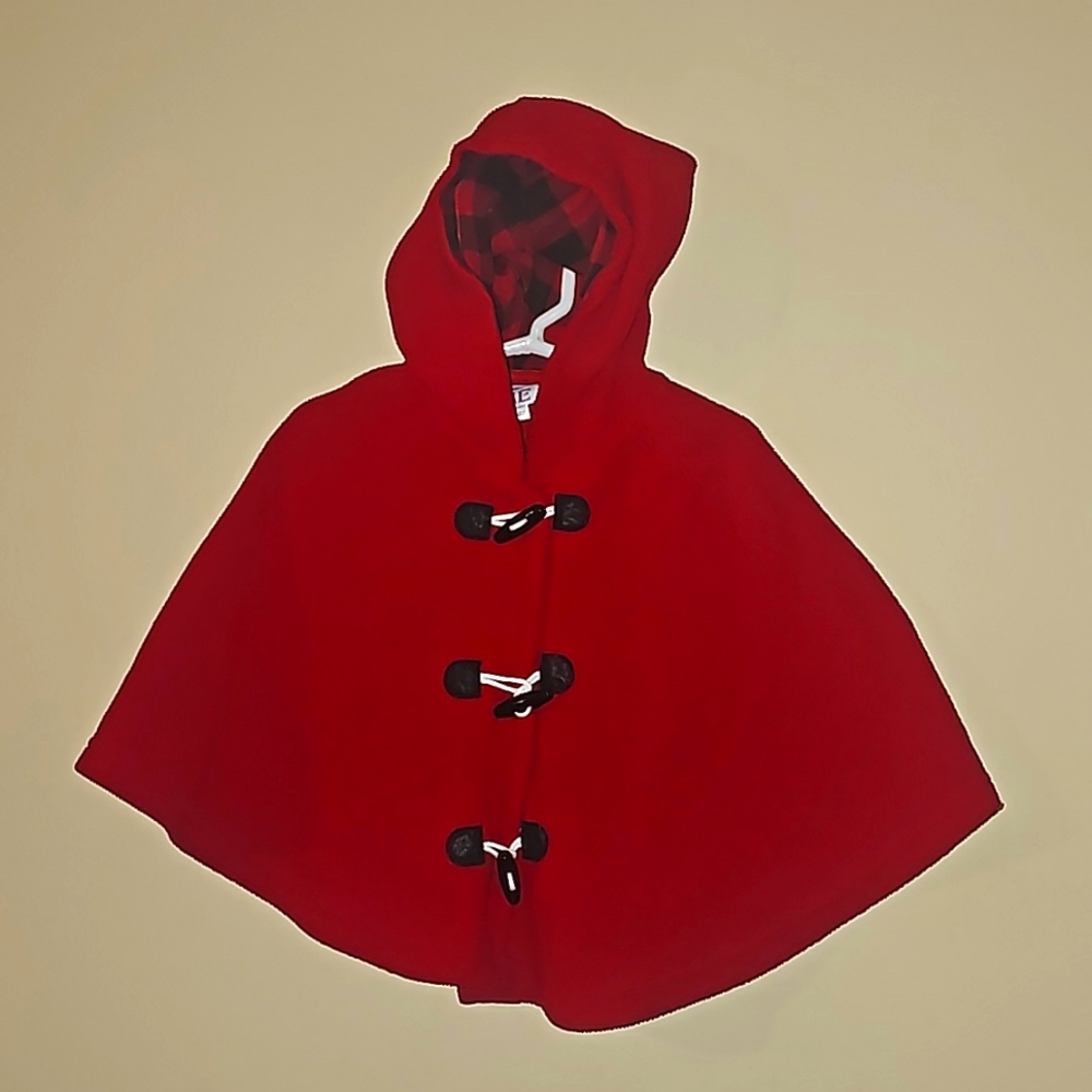 Red 2t cape with hood